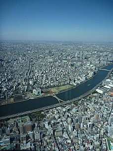 2016-03-01 12.47.14 P1020325 Adrian - Sumida River.jpeg: 3000x4000, 5499k (2016 Mar 07 22:35)