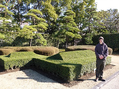 2016-03-01 15.06.06 P1000767 Simon - Adrian in Imperial Gardens.jpeg: 4608x3456, 6293k (2016 Mar 01 15:06)