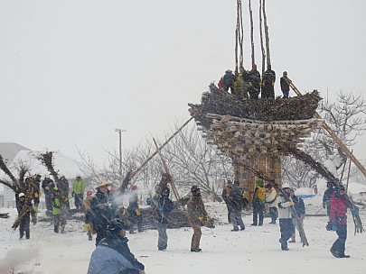 2017-01-15 11.51.00 IMG_8569 Anne - building the tower.jpeg: 4608x3456, 4768k (2017 Jan 26 18:35)