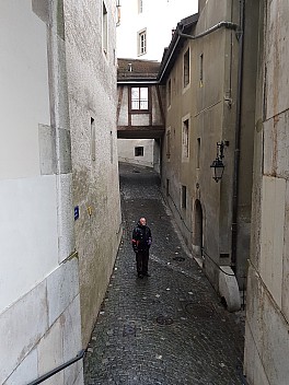 2018-01-20 14.19.51 Jim - Simon in Rue des Barrières.jpeg: 3024x4032, 4466k (2018 Mar 10 17:13)