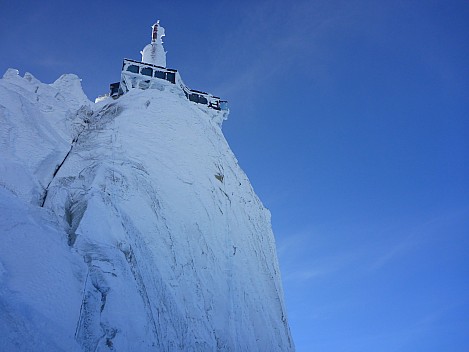 2018-01-24 10.17.14 P1010874 Simon - view of L'Aiguille du Midi.jpeg: 4608x3456, 6283k (2018 Feb 18 19:49)