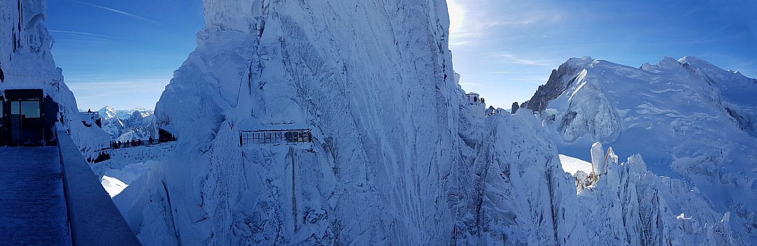 2018-01-24 10.28.17 Jim - L'Aiguille du Midi and Mont Blanc_stitch.jpg: 9148x2977, 22372k (2018 Jun 23 21:45)