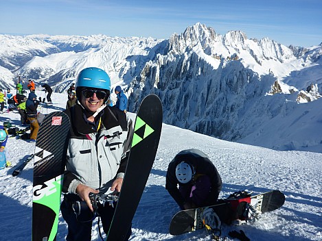 2018-01-24 11.55.34 P1010891 Simon - Jim on arete de l'Aiguille du Midi.jpeg: 4608x3456, 6293k (2018 Feb 18 19:49)