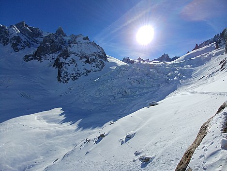 2018-01-24 13.28.36 LG6 Simon - Glacier du Tacul icefall.jpeg: 4160x3120, 3889k (2018 Jan 25 06:14)