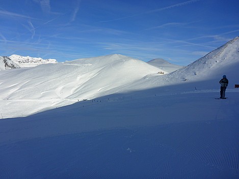 2018-01-25 11.30.50 P1010945 Simon - Jim at top of liaison Balme.jpeg: 4608x3456, 5960k (2018 Mar 10 10:13)