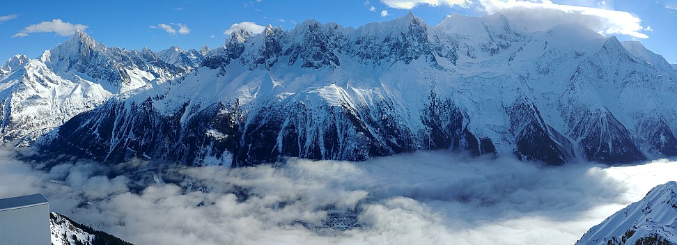 2018-01-27 13.13.42 LG6 Simon - Chamonix valley_stitch.jpg: 8199x2970, 23032k (2023 Jan 31 17:32)
