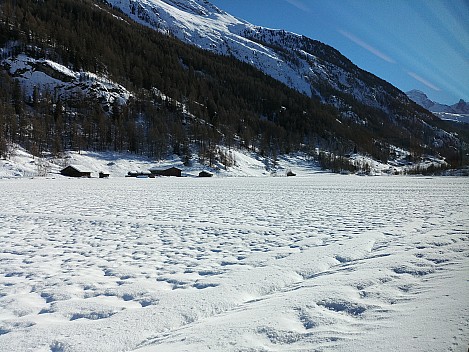 2018-01-29 14.39.16 LG6 Simon - Mattertal near Täsch from train.jpeg: 4160x3120, 7291k (2018 Jan 30 08:34)