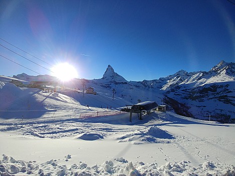 2018-01-29 16.22.55 LG6 Simon - Matterhorn and Gifthittli lift from Gornergrat Bahn.jpeg: 4160x3120, 3550k (2018 Jan 30 09:00)