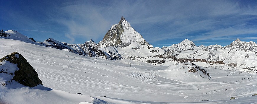 2018-01-30 11.03.12 LG6 Simon - view across Oberer Theodulglescher of Matterhorn_stitch.jpg: 6888x2786, 18092k (2018 Apr 22 20:46)