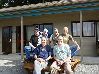 Group photo at Fox Glacier holiday park
Photographer;&nbsp;Simon
2019-01-12&nbsp;17.50.38;&nbsp;Metadata time: '2019 Jan 12 17:50'
Original size:&nbsp;4,608 x 3,456; 5,849 kB
Filename: 2019-01-12 17.50.38 P1020366 Simon - group photo at Fox Glacier holiday park.jpeg