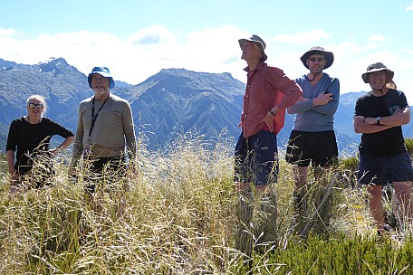 2019-01-14 16.53.27 P1010543 Brian - Jim, Simon Bruce Alan Philip.jpeg: 3264x2176, 3625k (2019 Jun 24 21:09)