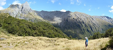 Tunnel Creek Hut to Paringa Rock Biv