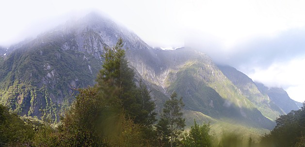 2019-01-20 08.52.05 Panorama Jim - Otoko view_stitch.jpg: 6784x3281, 14468k (2019 May 10 21:46)