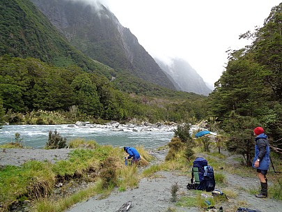 2019-01-20 12.11.33 DSC02608 Alan - lunch stop in the Otoko.jpeg: 5152x3864, 8138k (2019 Jun 20 20:42)
