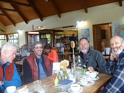 2019-01-21 13.04.49 P1000685 Jim - in cafe.jpeg: 4320x3240, 4927k (2019 May 10 21:46)