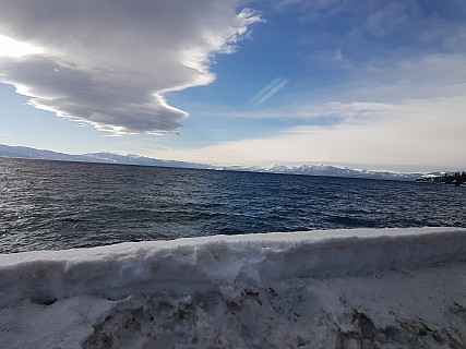 2019-02-25 09.17.42 Jim - Lake Tahoe view.jpeg: 4032x3024, 791k (2019 Feb 26 17:48)