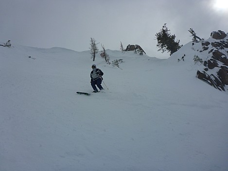 2019-03-01 13.34.13 P1020760 Simon - Jim skiing Dead Tree.jpeg: 4608x3456, 5586k (2019 Mar 01 13:34)