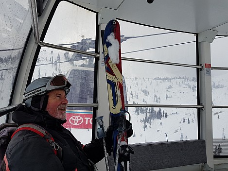 2019-03-01 15.42.04_000 Jim - Simon in Gold Coast Funitel.jpeg: 4032x3024, 3931k (2019 Mar 02 14:35)