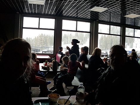 2019-03-02 12.37.07 Jim - lunch at Mt Rose_sml.jpeg: 2938x2204, 2195k (2019 May 08 22:04)