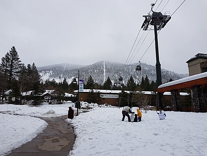 Forest Suites Resort and Heavenly Gondola
Photo: Jim
2019-03-07 16.28.41; '2019 Mar 07 16:28'
Original size: 4,032 x 3,024; 3,847 kB
2019-03-07_16.28.41 Jim - Forest Suites Resort and Heavenly Gondola.jpeg