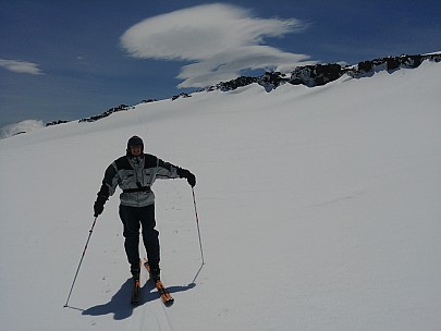 Jim west of the West Ridge Quad base
Photo: Simon
2019-10-26 11.53.57; '2019 Oct 26 11:53'
Original size: 4,160 x 3,120; 4,101 kB
2019-10-26 11.53.57 LG6 Simon - Jim west of the West Ridge Quad base.jpeg