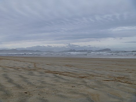 2019-11-10 07.53.34 P1000707 Jim - looking south down Mason Bay to Ernest Islands.jpeg: 4320x3240, 4715k (2019 Nov 10 07:53)