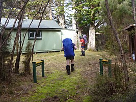 Doughboy Bay to Rakeahua Hut