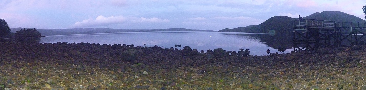 2019-11-13 21.10.25 Panorama Jim - Freds Camp jetty at dusk_stitch.jpg: 12305x3026, 32480k (2019 Dec 12 22:08)