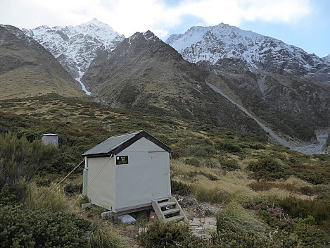 Veil Biv
Photographer;&nbsp;Brian
2020-08-31&nbsp;09.24.16;&nbsp;Metadata time: '2020 Aug 31 09:24'
Original size:&nbsp;4,000 x 3,000; 5,122 kB
Filename: 2020-08-31 09.24.16 P1020281 Brian - Veil Biv.jpeg