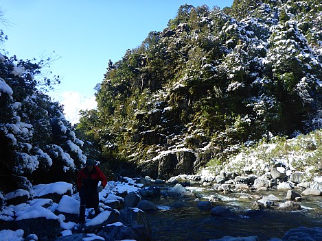 2020-09-02 13.41.12 P1030469 Simon - Brian entering Murphys Stream.jpeg: 4608x3456, 6035k (2020 Sept 04 20:05)