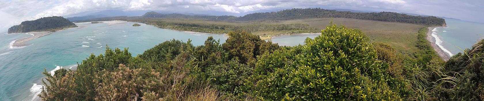2022-03-06 14.02.53_stitch LG6 Simon - Wanganui River mouth.jpeg: 13338x2793, 42801k (2022 Mar 07 19:25)