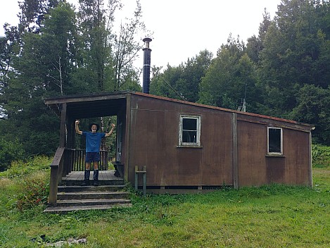 2022-03-11 10.42.17_HDR LG6 Simon - Brians 900th Hut.jpeg: 4160x3120, 6431k (2022 Dec 11 09:29)