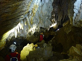 Peter, Matt and Kevin in Skyline
Photographer;&nbsp;Simon
2022-04-15&nbsp;12.01.23
Original size:&nbsp;4,608 x 3,456; 5,356 kB
Filename: 2022-04-15 12.01.23 P1030738 Simon - Peter, Matt and Kevin in Skyline.jpeg