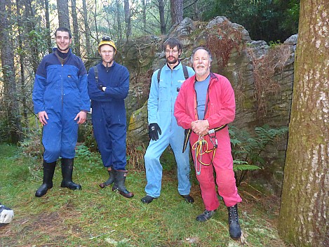 Clean cavers - Adrian, Matt, Kevin, Simon
Photo: Simon
2022-04-15 10.48.58
Original size: 4,608 x 3,456; 5,662 kB
2022-04-15 10.48.58 P1030736 Simon - clean cavers - Adrian, Matt, Kevin, Simon.jpeg