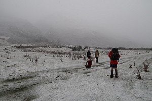 Fly Wellington to Ōtautahi, drive to Loch Katrine, tramp Hurunui River to Hurunui Hut