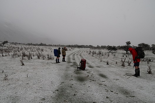 2022-07-30 16.11.13 IMG_0401 Brian - having a breather while snowing on the track.jpeg: 5472x3648, 7625k (2022 Aug 20 15:01)