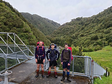 Mike Te Huia and Adrian at Mangahao Dam  2
Photo: Simon
2022-10-24 11.07.39; '2022 Oct 24 11:07'
Original size: 9,248 x 6,936; 23,323 kB
2022-10-24 11.07.39 S20 Simon - Mike Te Huia and Adrian at Mangahao Dam 2.jpeg