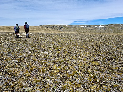 Susie and Brian atop the southern Old Woman Range
Photographer;&nbsp;Simon
2022-12-29&nbsp;11.43.46;&nbsp;Metadata time: '2022 Dec 29 11:43'
Original size:&nbsp;9,248 x 6,936; 29,519 kB
Filename: 2022-12-29 11.43.46 S20+ Simon - Susie and Brian atop the southern Old Woman Range.jpeg