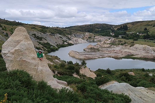 Simon on the Blue Lakes walk
Photographer;&nbsp;Brian
2022-12-30&nbsp;15.22.07;&nbsp;Metadata time: '2022 Dec 30 15:22'
Original size:&nbsp;5,472 x 3,648; 8,654 kB
Filename: 2022-12-30 15.22.07 IMG_0707 Brian - Simon on the Blue Lakes walk.jpeg