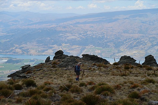 Simon on the Pisa Range
Photographer;&nbsp;Brian
2023-01-02&nbsp;13.07.59;&nbsp;Metadata time: '2023 Jan 02 13:07'
Original size:&nbsp;5,472 x 3,648; 7,930 kB
Filename: 2023-01-02 13.07.59 Brian -  Simon on the Pisa Range.jpeg
