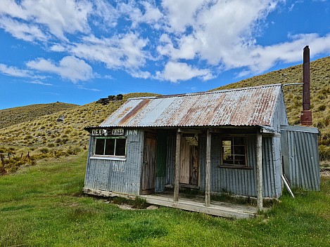 Deep Creek Hut
Photographer;&nbsp;Simon
2023-01-02&nbsp;13.45.41;&nbsp;Metadata time: '2023 Jan 02 13:45'
Original size:&nbsp;9,248 x 6,936; 19,295 kB
Filename: 2023-01-02 13.45.41 S20+ Simon - Deep Creek Hut.jpeg
