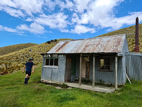 Brian arriving at Deep Creek Hut
Photographer;&nbsp;Simon
2023-01-02&nbsp;13.45.53;&nbsp;Metadata time: '2023 Jan 02 13:45'
Original size:&nbsp;9,248 x 6,936; 19,005 kB
Filename: 2023-01-02 13.45.53 S20+ Simon - Brian arriving at Deep Creek Hut.jpeg