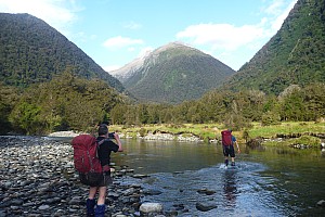 Moeraki River to Middle Head hut