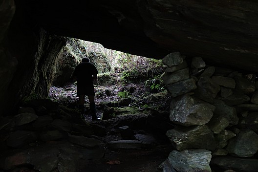 Simon in the rock biv
Photo: Brian
2023-04-17 08.54.43; '2023 Apr 17 08:54'
Original size: 5,472 x 3,648; 5,154 kB
2023-04-17 08.54.43 IMG_0812 Brian - Simon in the rock biv.jpeg