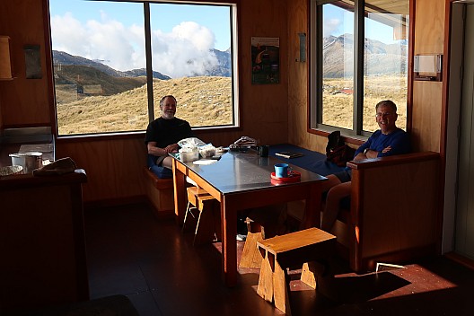 Simon and Philip having lunch in the hut
Photographer;&nbsp;Brian
2023-04-19&nbsp;12.45.01;&nbsp;Metadata time: '2023 Apr 19 12:45'
Original size:&nbsp;3,812 x 2,541; 2,577 kB;&nbsp;cr
Filename: 2023-04-19 12.45.01 IMG_0840 Brian - Simon and Philip having lunch in the hut_cr.jpg