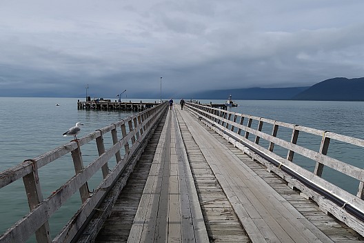 Philip and Simon on the Jackson Bay Wharf
Photographer;&nbsp;Brian
2023-04-21&nbsp;13.03.04;&nbsp;Metadata time: '2023 Apr 21 13:03'
Original size:&nbsp;5,472 x 3,648; 7,037 kB
Filename: 2023-04-21 13.03.04 IMG_0859 Brian - Philip and Simon on the Jackson Bay Wharf.jpeg