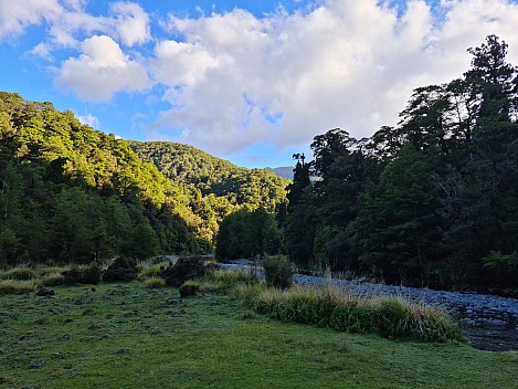View down river from mid Ōtaki Hut
Photographer;&nbsp;Simon
2024-01-03&nbsp;18.56.32;&nbsp;Metadata time: '2024 Jan 03 18:56'
Original size:&nbsp;9,248 x 6,936; 17,296 kB
Filename: 2024-01-03 18.56.32 S20+ Simon - view down river from mid Ōtaki Hut.jpeg