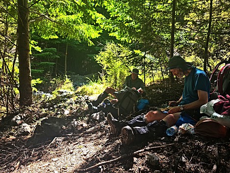 Rest stop heading up Branch River
Photographer;&nbsp;Simon
2024-01-31&nbsp;12.14.20;&nbsp;Metadata time: '2024 Jan 31 12:14'
Original size:&nbsp;9,248 x 6,936; 19,380 kB;&nbsp;adj
Filename: 2024-01-31 12.14.20 S20+ Simon - rest stop heading up Branch River_adj.jpeg