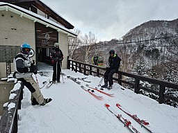 At Prince Hotel East Wing skiing Central Shiga Kōgen
Jim, Adrian, and Kevin at the entrance to the Higashitateyama Gondola
Photo: Simon
2024-03-04 15.22.01; '2024 Mar 04 15:22'
Original size: 9,248 x 6,936; 16,000 kB