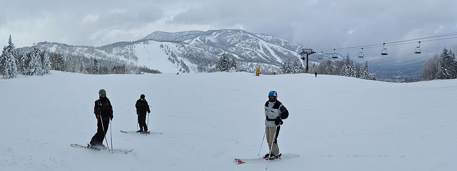 Adrian and Kevin at the top of Terakoya
Photo: Simon
2024-03-04 14.56.27; '2024 Mar 04 18:56'
Original size: 12,991 x 4,888; 4,473 kB; stitch
2024-03-04 14.56.27 S20+ Simon - Adrian and Kevin at the top of Terakoya_stitch.jpg